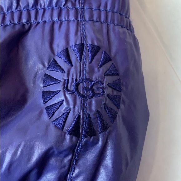 UGG purple jacket with hood kids 14/16 - Picture 11 of 11